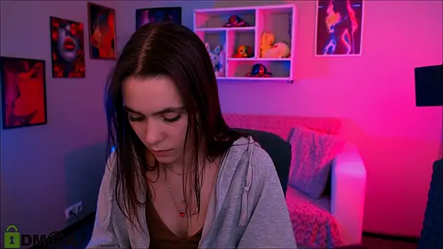 Snapshot of laurenmurrr chatting on April 2026 01:41:02 PM laurenmurrr online show from April 2026 01:41:02 PM
