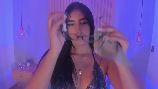 victoria figueroa online show from June 2026 07:04:02 PM