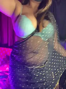 queen-panda online show from April 2026 06:10:01 PM