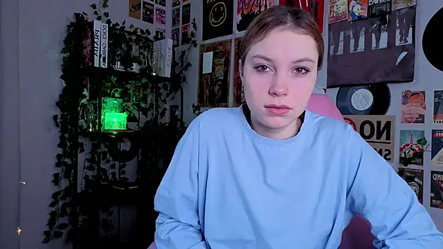 JadwigaTagliavia online show from February 2026 09:41:01 AM