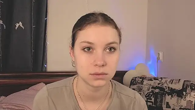 JadwigaTagliavia online show from April 2026 10:35:02 AM