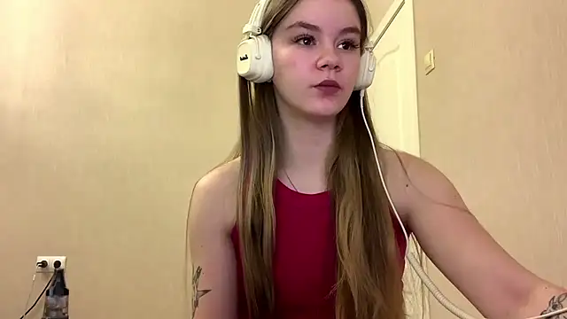 AgnesShy  online show from March 2026 07:23:02 AM