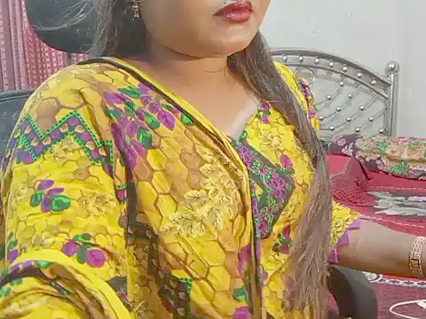 Snapshot of Nusrat_Faria chatting on June 2026 06:42:01 PM Nusrat Faria online show from June 2026 06:42:01 PM