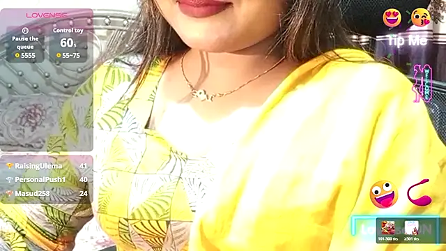 Snapshot of Nusrat_Faria chatting on July 2026 02:05:17 AM Nusrat Faria online show from July 2026 02:05:17 AM