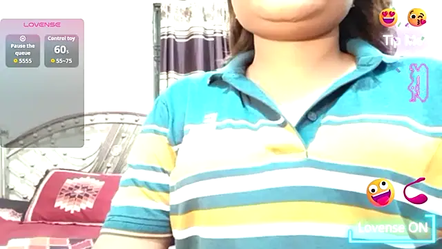 Snapshot of Nusrat_Faria chatting on July 2026 11:47:01 PM Nusrat Faria online show from July 2026 11:47:01 PM