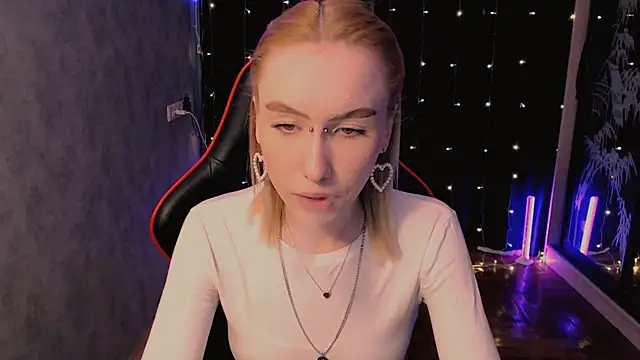 crybambi online show from February 2026 07:03:02 AM