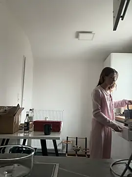 romyxxs online show from February 2026 10:18:01 AM