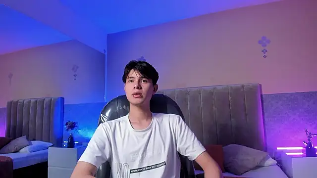 Derek Sinn online show from March 2026 03:21:01 AM