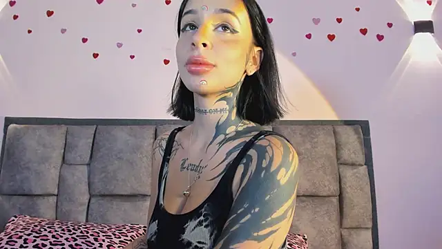 ROMA STANLEY online show from April 2026 07:56:01 PM