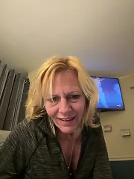 Snapshot of FireAfterDark chatting on April 2026 06:49:01 AM FireAfterDark online show from April 2026 06:49:01 AM
