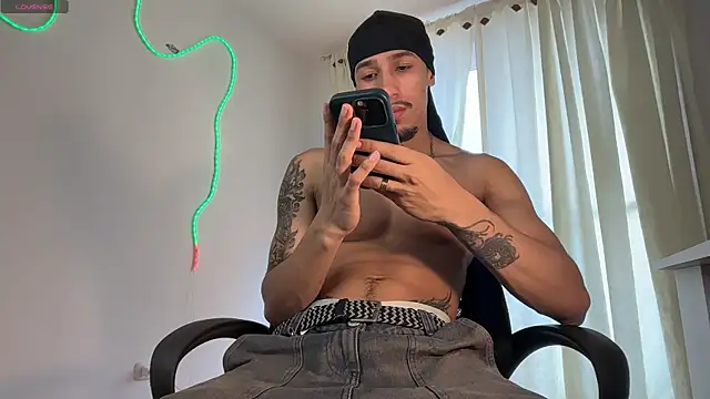 rafael stone11 online show from April 2026 07:51:01 PM