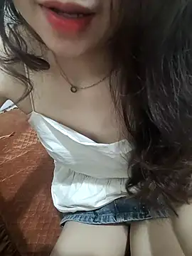 NinaKey online show from March 2026 05:59:01 PM