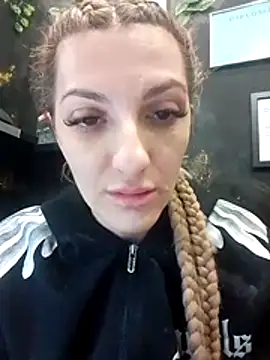 LannaQuinn online show from February 2026 03:49:02 PM