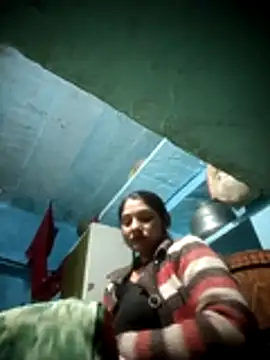 Hotty raghni online show from February 2026 03:07:01 PM