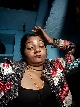 Hotty raghni online show from February 2026 03:04:01 PM