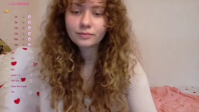 Snapshot of Milounee chatting on March 2026 09:50:01 AM Milounee online show from March 2026 09:50:01 AM