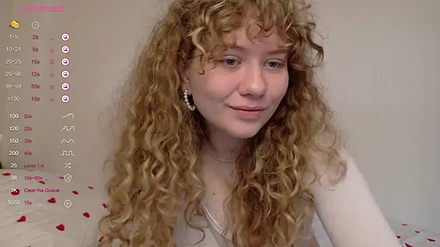 Snapshot of Milounee chatting on March 2026 05:34:01 AM Milounee online show from March 2026 05:34:01 AM