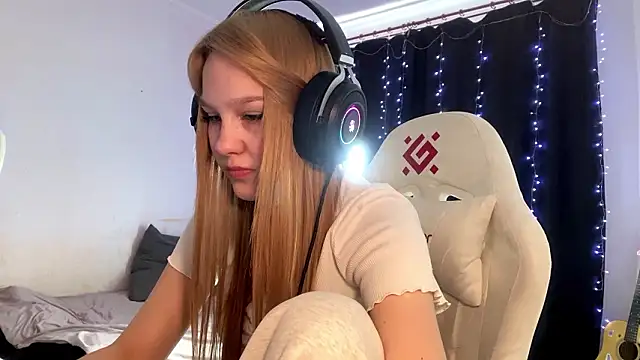 axin burnell online show from February 2026 05:28:02 AM