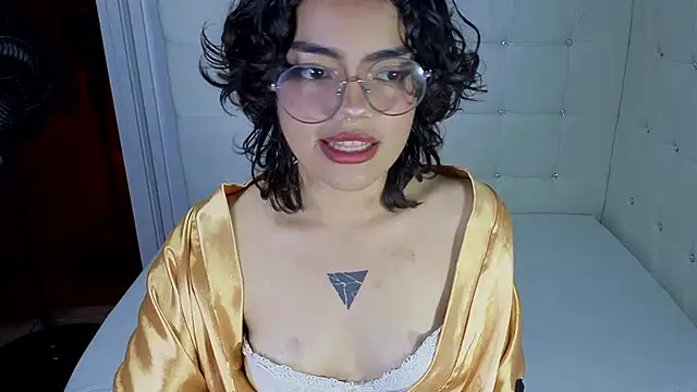 KittyLatina 02 online show from February 2026 12:38:01 PM