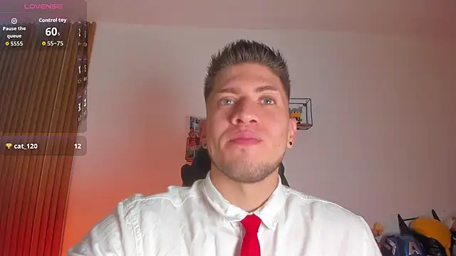 Snapshot of SebastianMaximoff_ chatting on July 2026 08:33:02 PM SebastianMaximoff online show from July 2026 08:33:02 PM