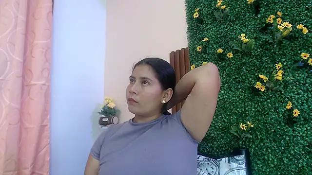 calimasalas2 online show from February 2026 12:44:02 AM