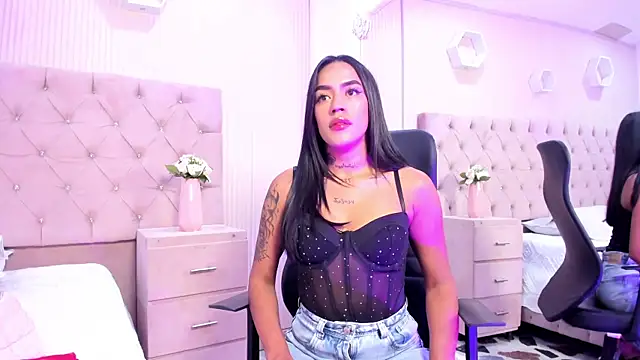 JazminRusso  online show from April 2026 04:33:02 AM