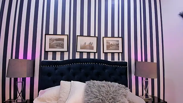 TherezaLarson online show from April 2026 11:49:01 AM