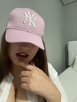 Snapshot of maryam-6 chatting on February 2026 09:51:02 PM maryam-6 online show from February 2026 09:51:02 PM