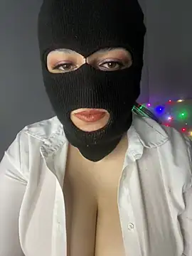 Snapshot of maryam-6 chatting on February 2026 09:10:02 PM maryam-6 online show from February 2026 09:10:02 PM