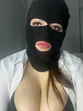 Snapshot of maryam-6 chatting on March 2026 08:44:01 PM maryam-6 online show from March 2026 08:44:01 PM