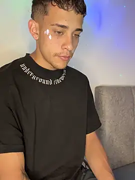 Lucas her online show from March 2026 11:52:02 PM