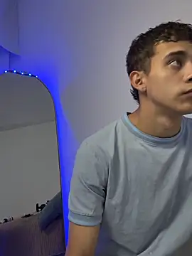 Lucas her online show from April 2026 11:44:01 PM