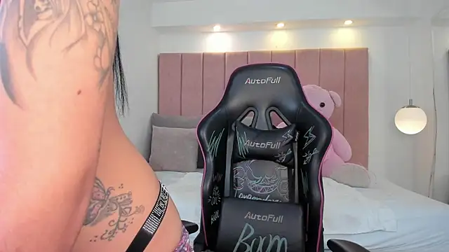 megan sofiaa  online show from March 2026 12:12:02 PM