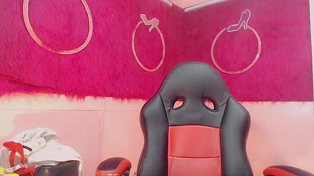 isabella vogue online show from February 2026 11:41:01 AM