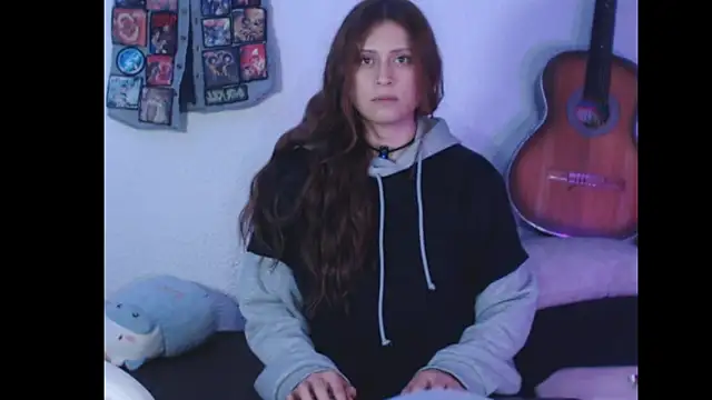 Lametaleralatina online show from April 2026 03:15:02 PM