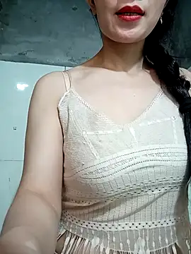 Snapshot of Vyvvyy69 chatting on July 2026 10:18:01 AM Vyvvyy69 online show from July 2026 10:18:01 AM