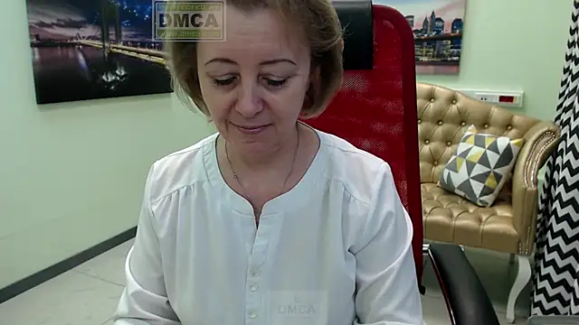 MONA W online show from February 2026 11:32:02 AM