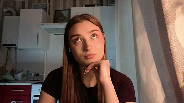Snapshot of LissaBliss chatting on May 2026 02:11:01 PM LissaBliss online show from May 2026 02:11:01 PM