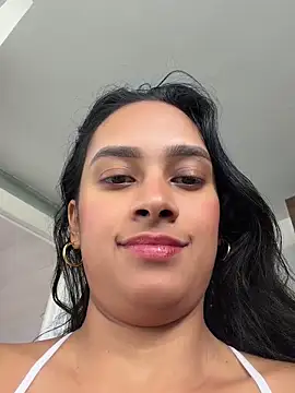 LunaHeat online show from April 2026 03:06:01 PM