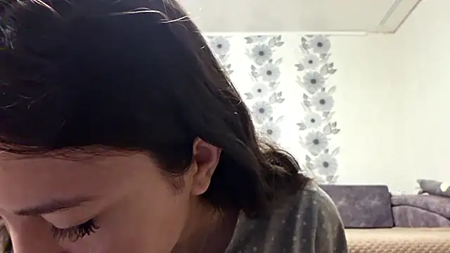 ZyntraLoom online show from February 2026 02:00:02 PM