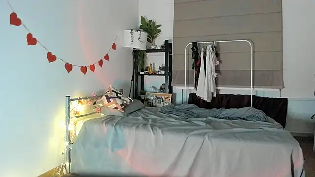 AuraShift online show from March 2026 10:24:02 PM