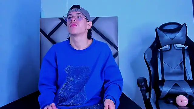 Bennet-Gray online show from February 2026 04:34:02 AM