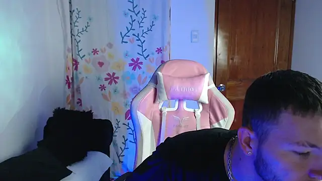 Ariana Esteban07 online show from March 2026 10:32:01 AM