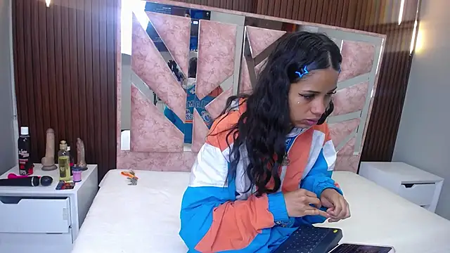 Snapshot of KendallArdent chatting on February 2026 01:17:01 PM KendallArdent online show from February 2026 01:17:01 PM