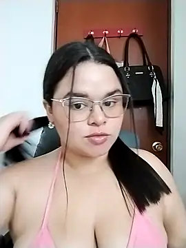 SamanthaStonee online show from February 2026 12:09:02 AM