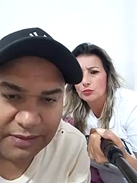 wessAndSandri online show from March 2026 08:20:01 PM