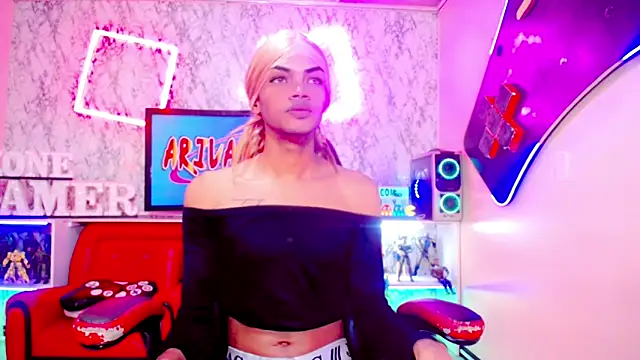 Snapshot of Karol_Vanessa__ chatting on May 2026 11:17:02 AM Karol Vanessa online show from May 2026 11:17:02 AM
