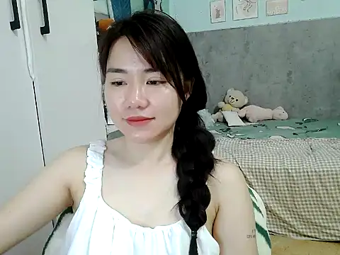 Amy8386 online show from April 2026 03:44:02 AM