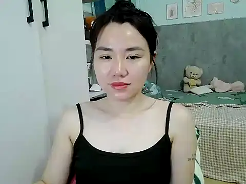 Amy8386 online show from April 2026 04:27:01 AM