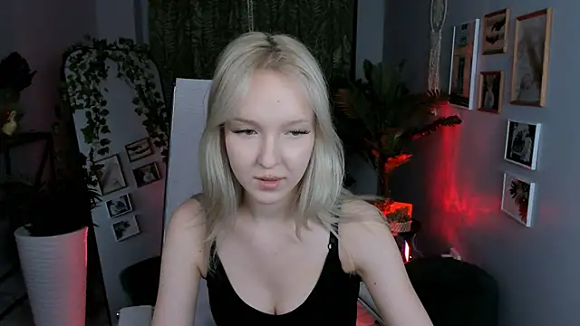 MaoqiBeverly online show from April 2026 01:41:01 PM